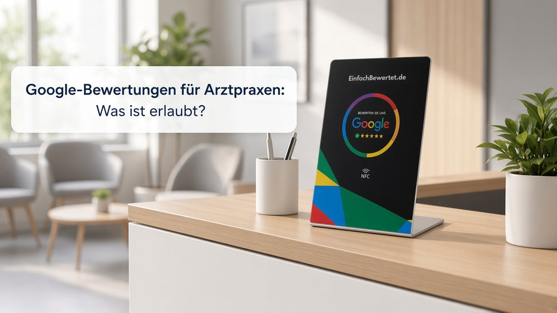 Google-Bewertungen für Arztpraxen: NFC-Aufsteller von Einfachbewertet am Empfang einer Arztpraxis
