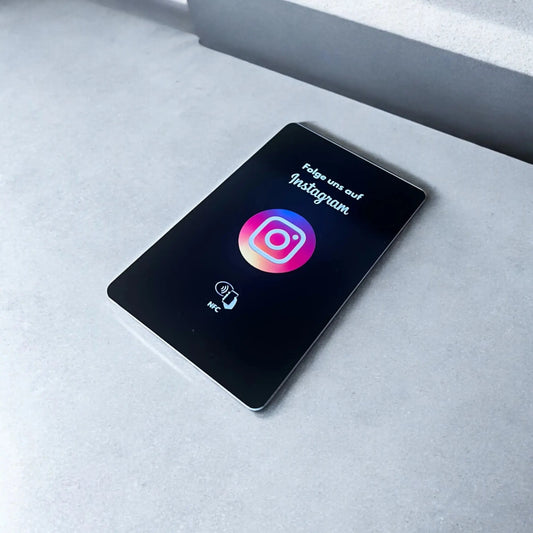 Instagram NFC Karte Einfachbewertet